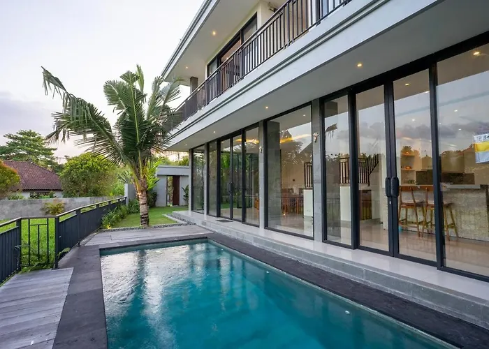 Vakantiehuis Tropical Two Bedroom Pool With Views Tanah Lot