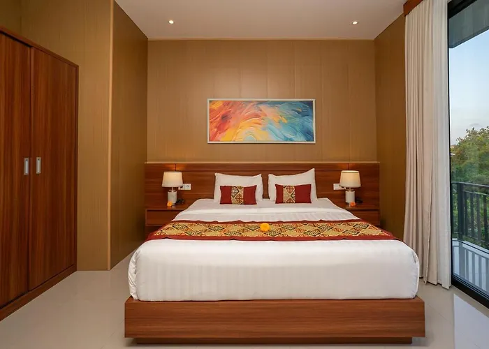 Tropical Two Bedroom Pool With Views