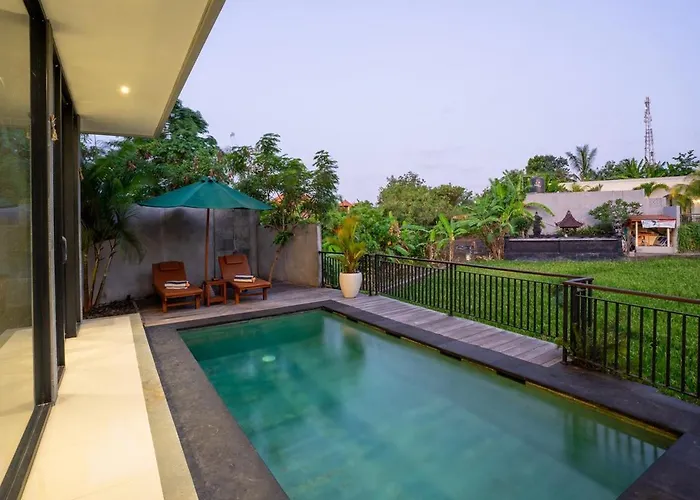 Tropical Two Bedroom Pool With Views Tanah Lot