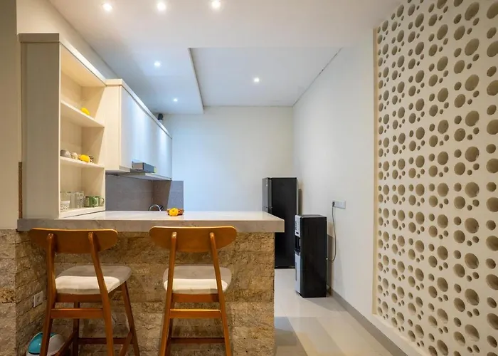 Tropical Two Bedroom Pool With Views Tanah Lot