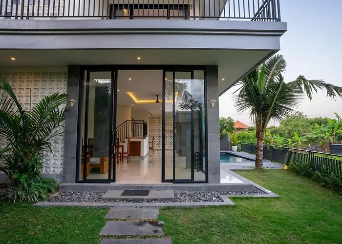 Tropical Two Bedroom Pool With Views Ferienhaus